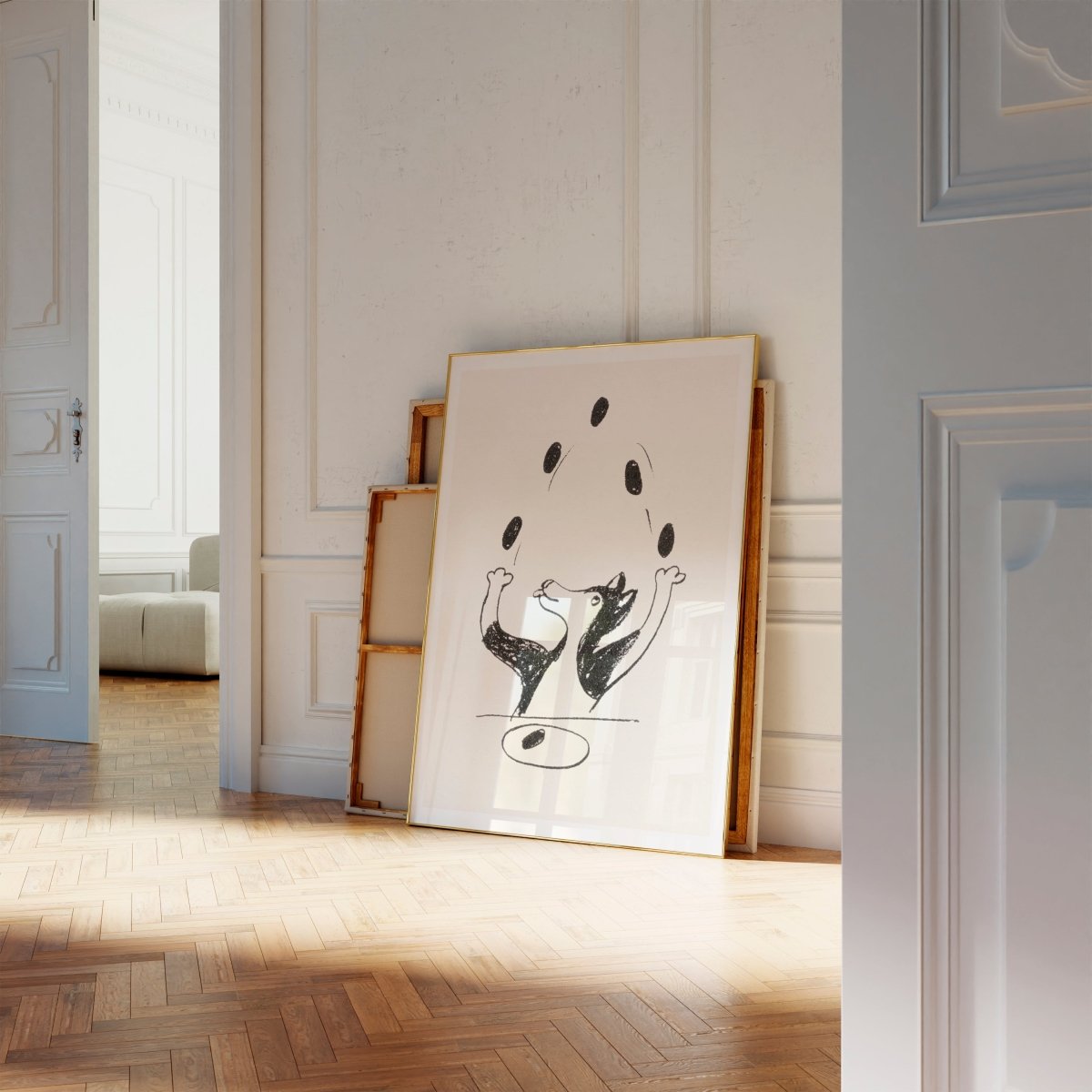 Indrammet Frikadellejongløren plakat af Thomas Winding – sjov børneplakat vist i moderne hjem.